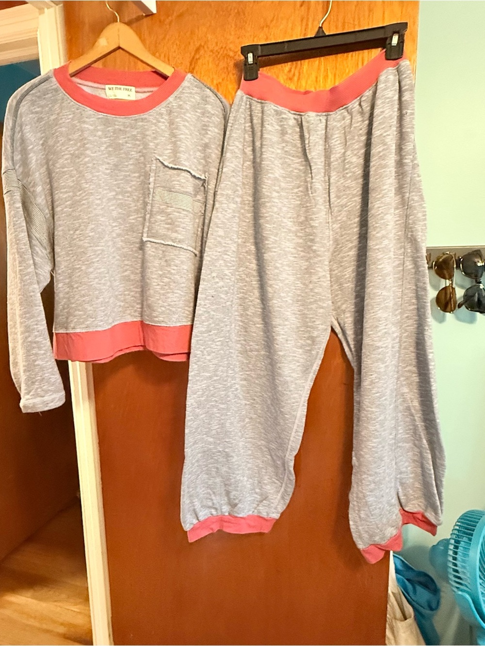 We The Free Gray and Pink Kids Pajama Set - Cozy Sweatshirt & Jogger